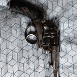 Revolver 1874