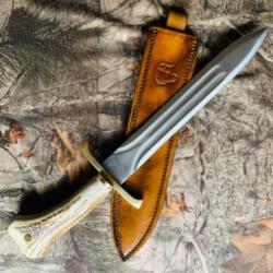 dague de chasse artisanale / bois de cerf