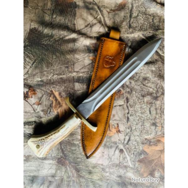 dague de chasse artisanale / bois de cerf