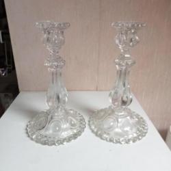 deux bougeoires en cristal signé baccarat hauteur 22 cm