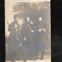 8e régiment d'infanterie ?  verdun 1914 ,3 troupiers en arme  carte photo