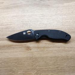 Couteau Spyderco tenacious revêtement black manche G10 noir
