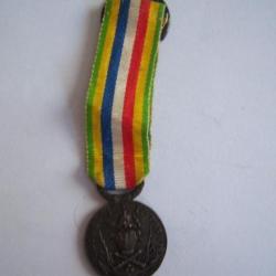médaille miniature association des anciens officiers 1870