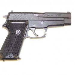 Pistolet Sig Sauer P220 calibre 9x19 TAR
