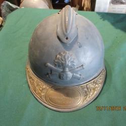 coque casque adrian  avec sa plaque d'ancien cuivre