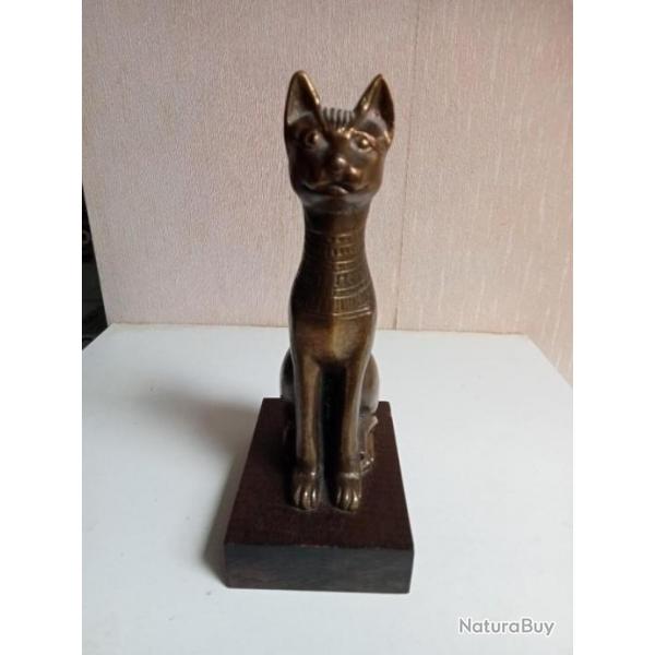 sculpture chat en bronze massif gyptien hauteur 18 cm