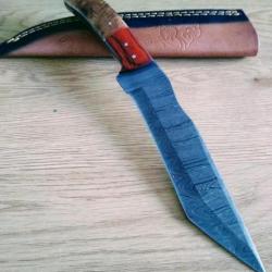 Poignard couteau damas 256 couches + étui cuir fabrication artisanale réf 124