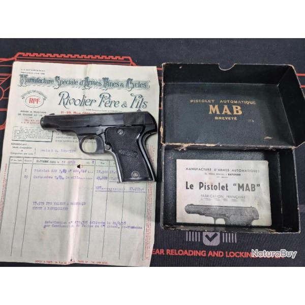Pistolet MAB modl C calibre 7.65browning