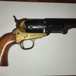 Revolver Colt Navy 1851 calibre 36 à poudre noire