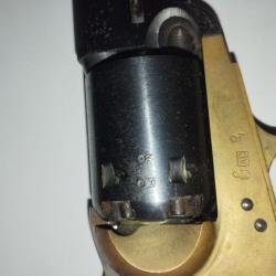 Revolver Colt Navy 1851 calibre 36 à poudre noire d'occasion