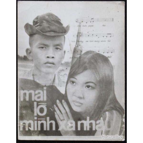 Photo originale d'un soldat et d'une vietnamienne avec le titre de la chanson Mai Lo Minh Xa Nhau