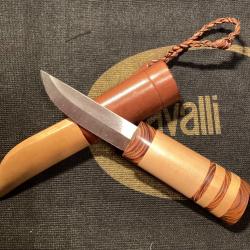 Superbe Couteau de chasse Nordique Puukko