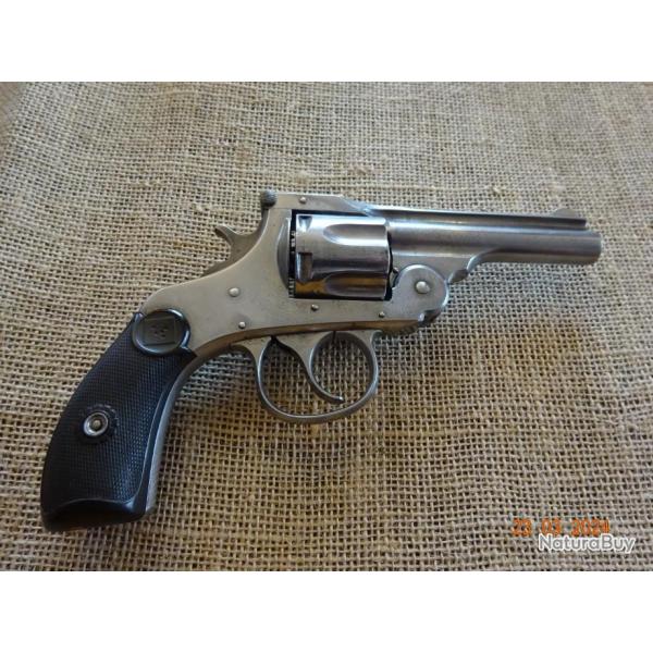 Beau revolver HARRINGTON & RICHARDSON 1895  brisure calibre 32 SW long