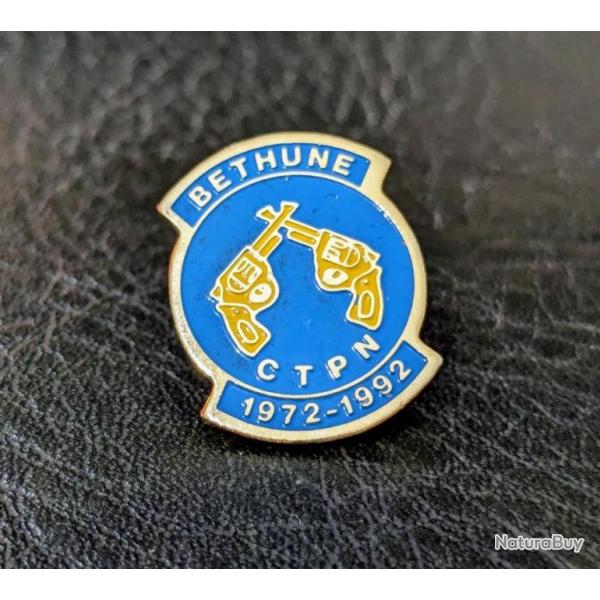 F pins insigne CTPN Bethune club de tir la police nationale FFTIR revolver badge taille : 20 * 15 mm