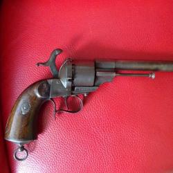 revolver ,6 coups, 12mm a broches,  signé par E LEFAUCHEUX,action simple, 1860