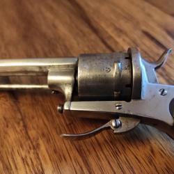 Revolver system Lefauchaux collectionner ou pour pièces