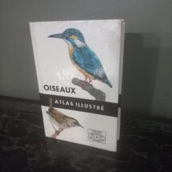 livre atlas illustré  " OISEAUX "  1965