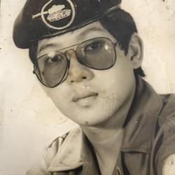 Photo portrait originale d'un soldat ARVN de char