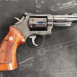 Revolver Smith & Wesson modèle 19-4 - Canon 4" - Calibre 357 Magnum (Occasion)