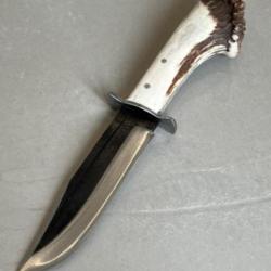 Gros Couteau lame de 6mm!!! forgé LLF lame noire série CHASSE24 manche bois de cerf