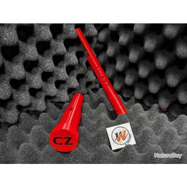 CZ 457  - START KIT - Protge culasse avec couvercle ROUGE avec LOGO CZ NOIR + Guide baguette ROUGE