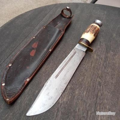 Couteau Bowie Fait Main – Lame Fixe 9 Pouces – Acier Carbone – Manche Corne – Gaine Cuir