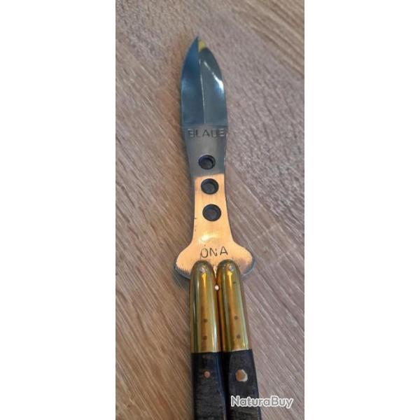 Couteau fabriqu a la main  de chez Diosdado ona batangas blade anne 2018 .balisong venteneuve 29cm