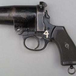 Pistolet lance-fusées réglementaire anglais Webley N°3 Mark I daté de 1939