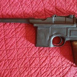 Pistolet semi automatique Mauser C96 neutralisé St Étienne