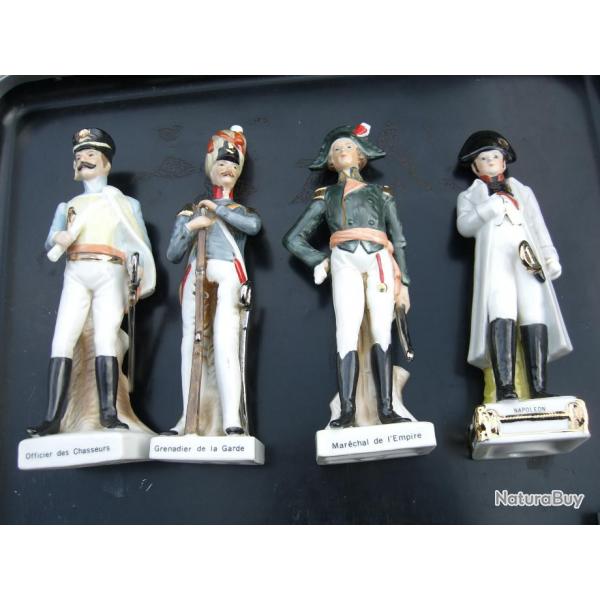 4 belles statuettes de soldats napoloniens ( lot 2 )