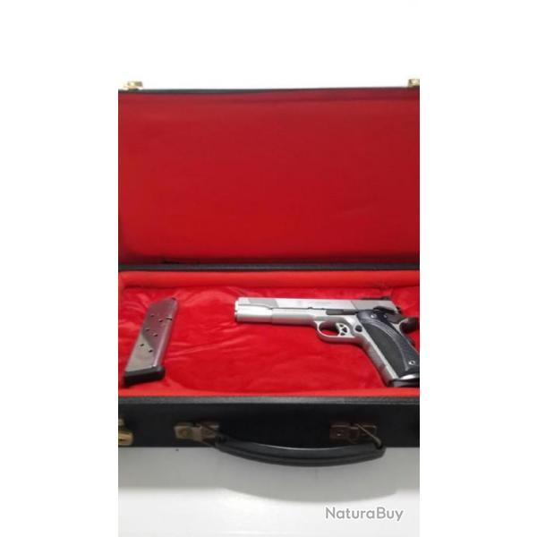 Ancienne mallette pour pistolet 1911 ou autres