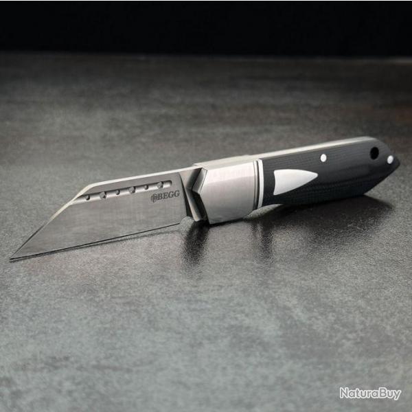 Couteau Begg Knives Traditional Large Slipjoint Lame Acier 14C28N Tanto Reverse Manche Black BG036