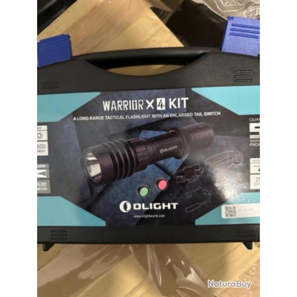 Lampe olight Kit warrior x4 complet avec tui ceinture et cble de chargement magntique.