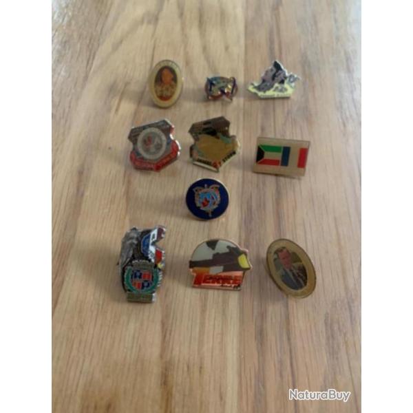 Pins militaire