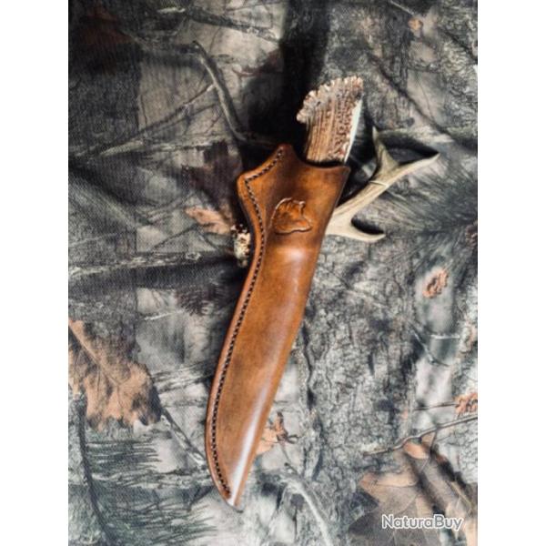 couteau de chasse artisanal rustique /acier 1095