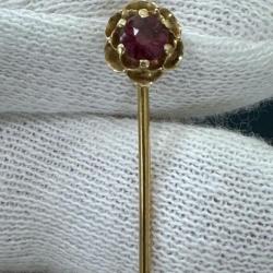 Epingle à cravate en or massif 18 carats - Début XXème - Broche - pierre violette
