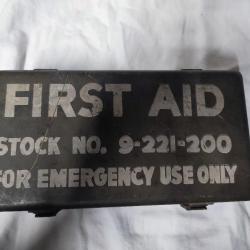 boitier "first aid" pour véhicule U.S. ww2