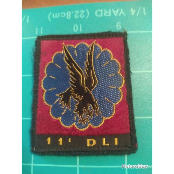 INSIGNE TISSU 11DLI 11 EME DIVISION LEGERE D'INTERVENTION PARACHUTISTES 1961/63  GUERRE D'ALGERIE 2