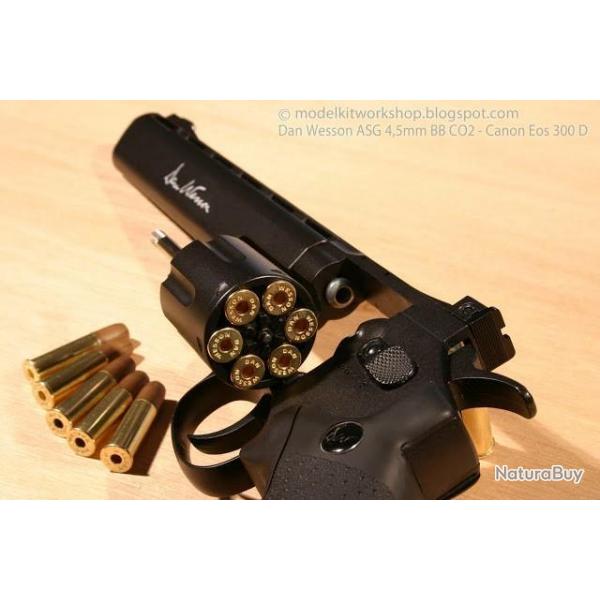 REVOLVER DAN WESSON Black 8" calibre 4.5 (.177) Billes acier