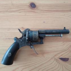 Beau revolver Lefaucheux, 9mm, gravé, bleus doré
