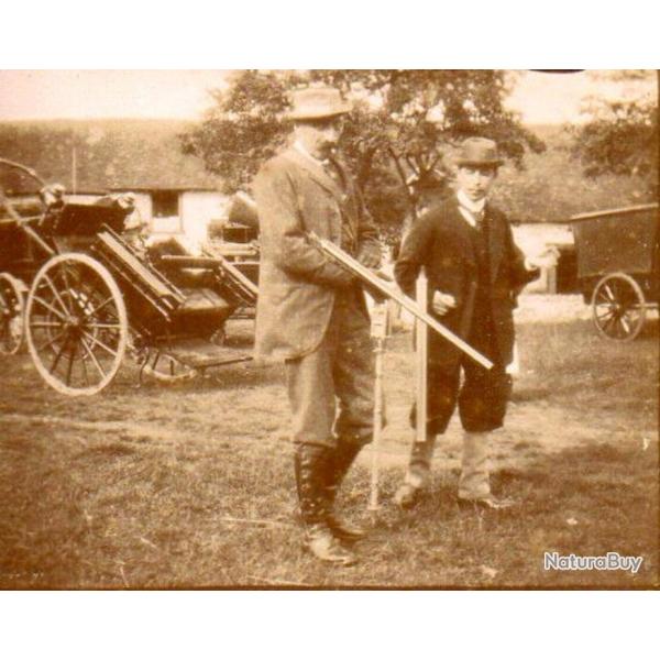 21 / PHOTO CHASSE vers 1880/1900 / groupe de chasseurs Dpart pour la chasse