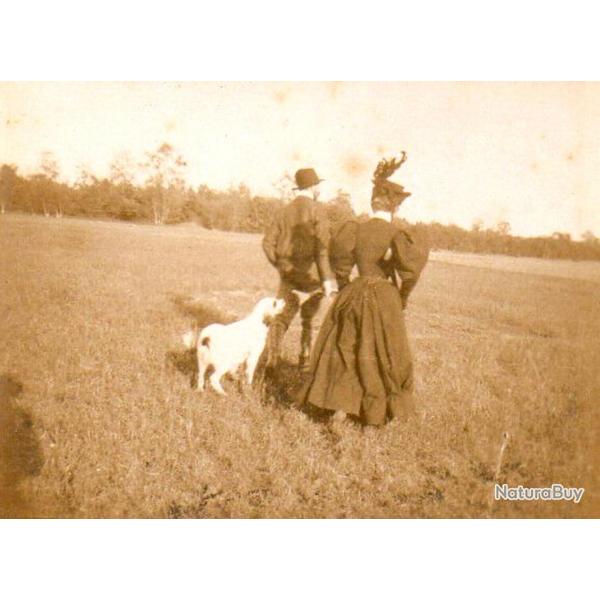 23/ PHOTO CHASSE vers 1880/1900 / femme bourgeoise  la chasse