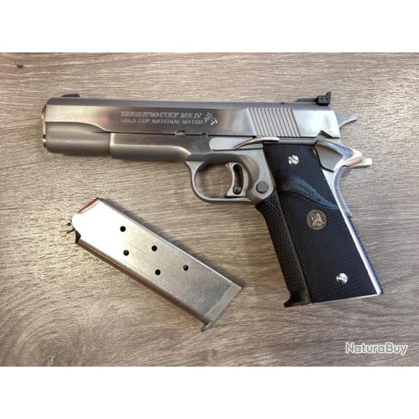 Colt Gold Cup calibre 45 ACP