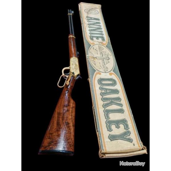 Winchester 9422 Commmorative Annie Oakley