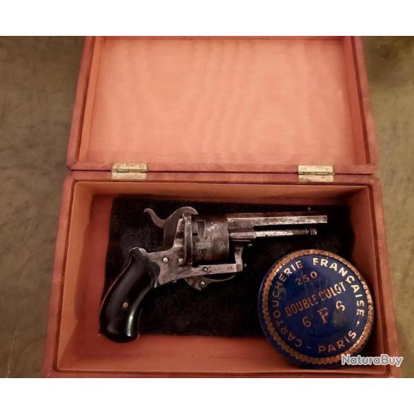 Revolver  broche americain model off 1878 calibre 9mm