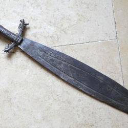 Arme antique - lourde dague épée courte  fonte fer monobloc d'origine époque inconnues CN17DG001