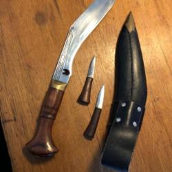 Couteau népalais khukuri