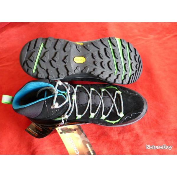 Chaussures Tecnica T-CROSS MID FW GTX MS Neuves 2 Paires en 43 1/3 2 Paires en 44 disponibles