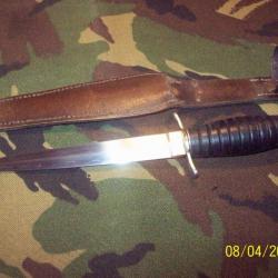 Dague aussi appelé couteau volant , années 60/70 INOX FRANCE