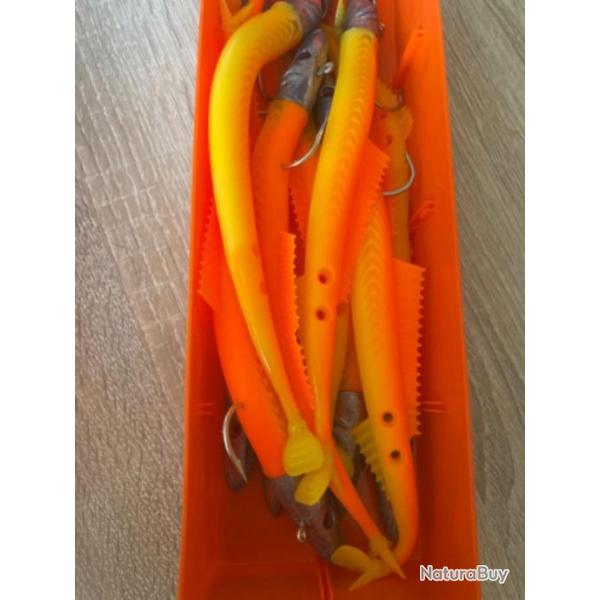 Leurre souple mont Delalande 18cm 80g orange fire eel